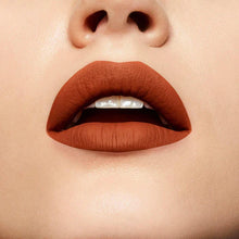 Cargar imagen en el visor de la galería, Maybelline - (Globetrotter 135) LIPSTICK SUPERSTAY MATTE INK
