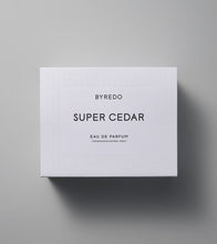 Cargar imagen en el visor de la galería, BYREDO - SUPER CEDAR EAU DE PARFUM 100ML
