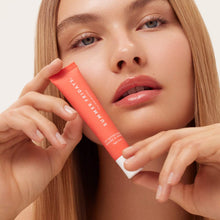 Cargar imagen en el visor de la galería, Summer Fridays - (Poppy) LIP BUTTER BALM
