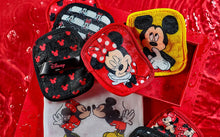 Cargar imagen en el visor de la galería, The Original Makeup Eraser -MICKEY &amp; MINNIE 7-DAY SET
